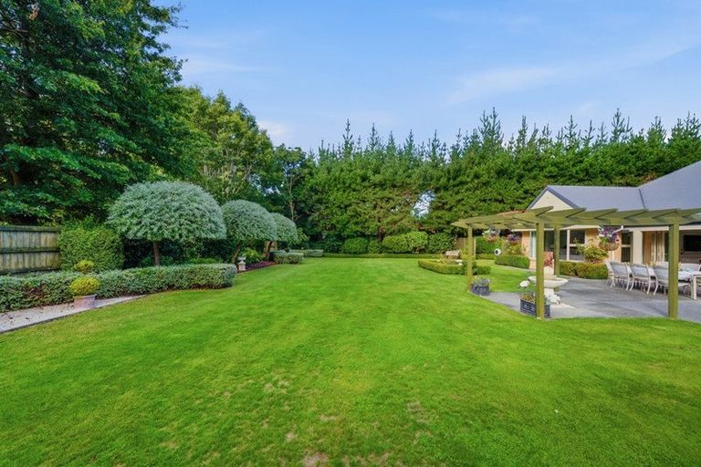 Photo of property in 10 Derby Close, Prebbleton, 7604