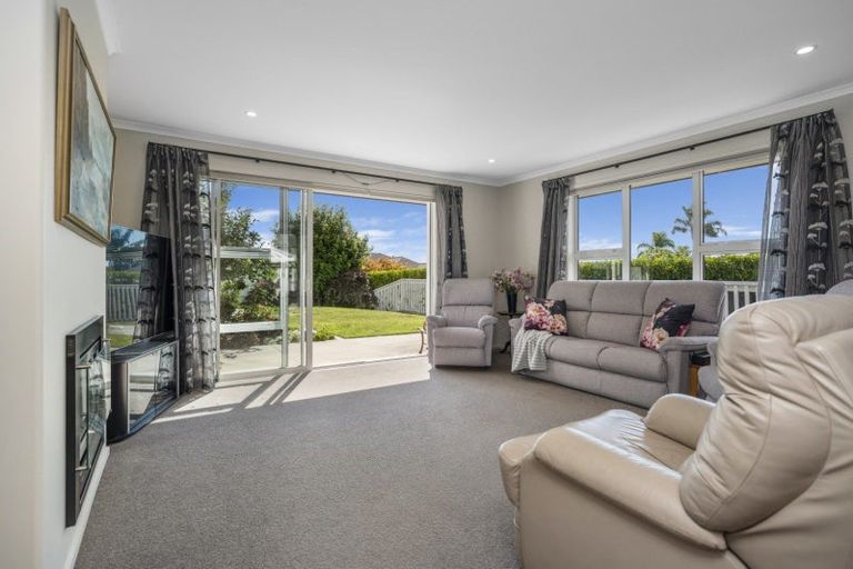Photo of property in 94 Moffat Road, Bethlehem, Tauranga, 3110