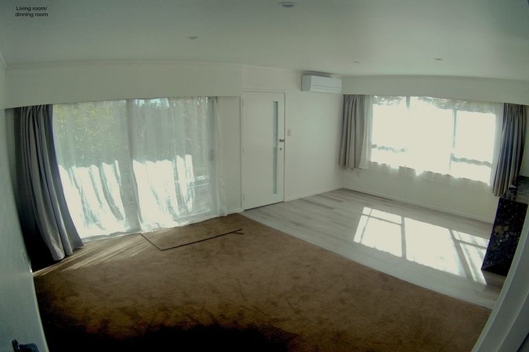 Photo of property in 1/163 View Road, Sunnyvale, Auckland, 0612