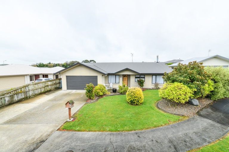 Photo of property in 2 Logan Grove, Feilding, 4702