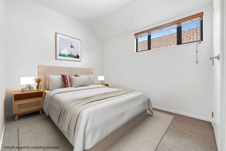 Photo of property in 2/27 Kellaway Drive, East Tamaki, Auckland, 2013