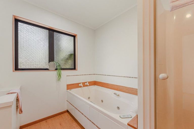 Photo of property in 73 Best Road, Upper Moutere, 7173