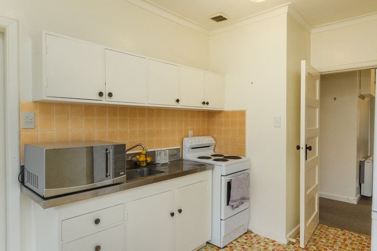 Photo of property in 6 Manuka Street, Hokowhitu, Palmerston North, 4410