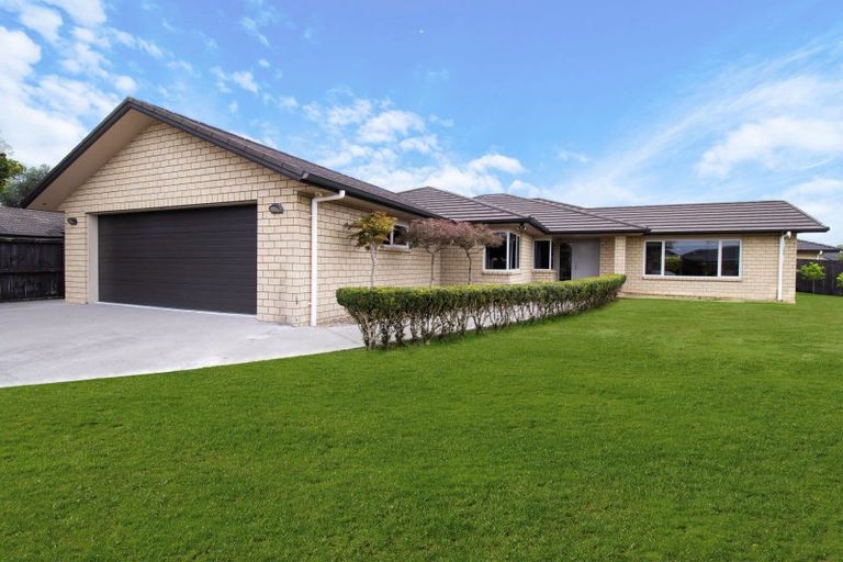 Photo of property in 1 Whitney Place, Rototuna North, Hamilton, 3210