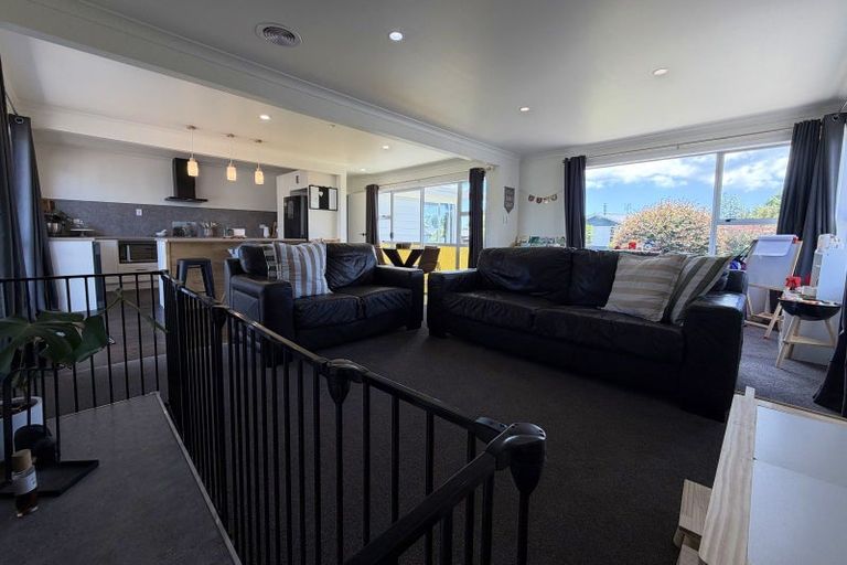 Photo of property in 3 Waianiwa Place, Tokoroa, 3420