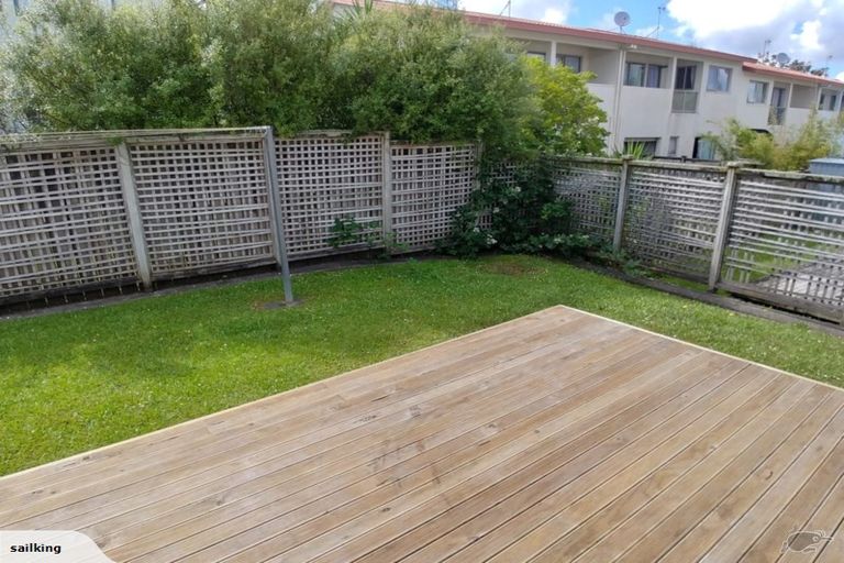 Photo of property in 9 Butia Avenue, Henderson, Auckland, 0612