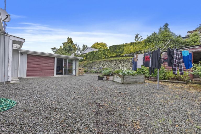 Photo of property in 12 Coulter Place, Geraldine, 7930