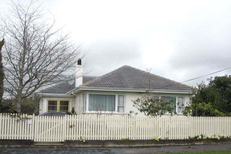 Photo of property in 22 Tainui Street, Welbourn, New Plymouth, 4312