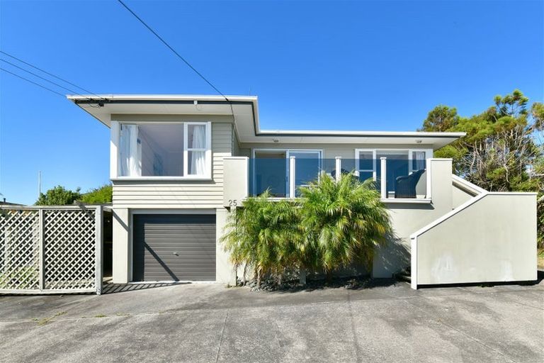 Photo of property in 25 Brightside Road, Stanmore Bay, Whangaparaoa, 0932