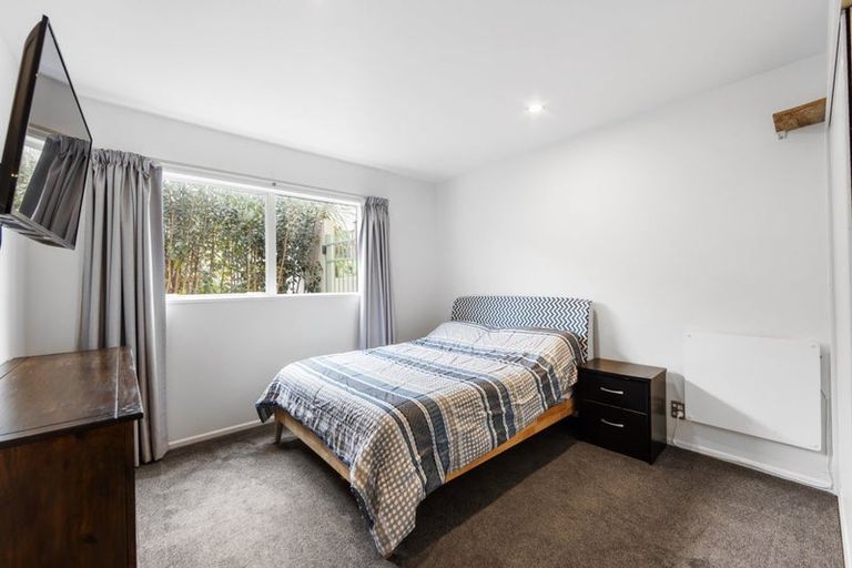 Photo of property in 4 Somerton Rise, Westmorland, Christchurch, 8025