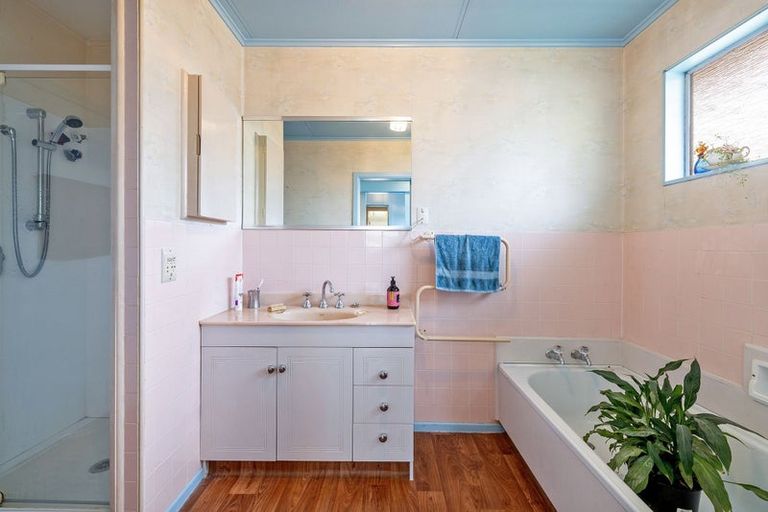 Photo of property in 9 William Benton Street, Featherston, 5710