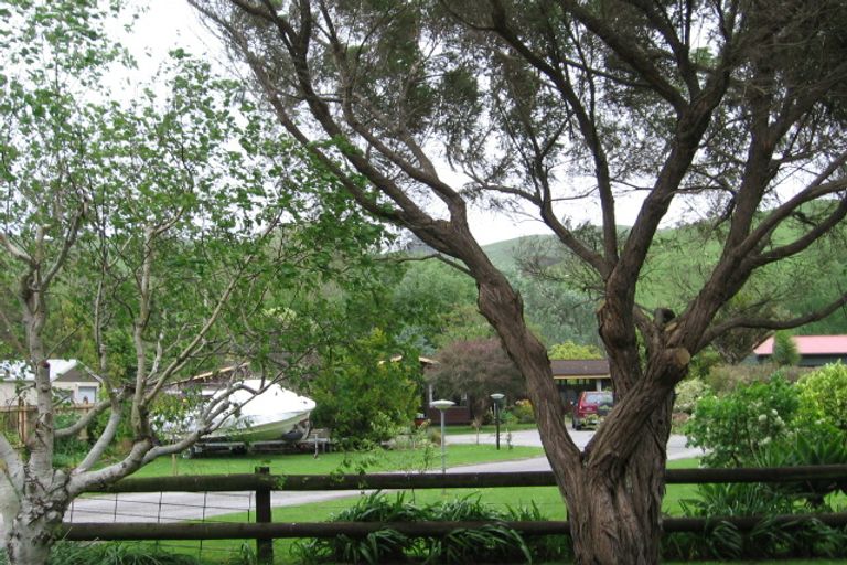 Photo of property in 46 Lysnar Street, Okitu, Gisborne, 4010