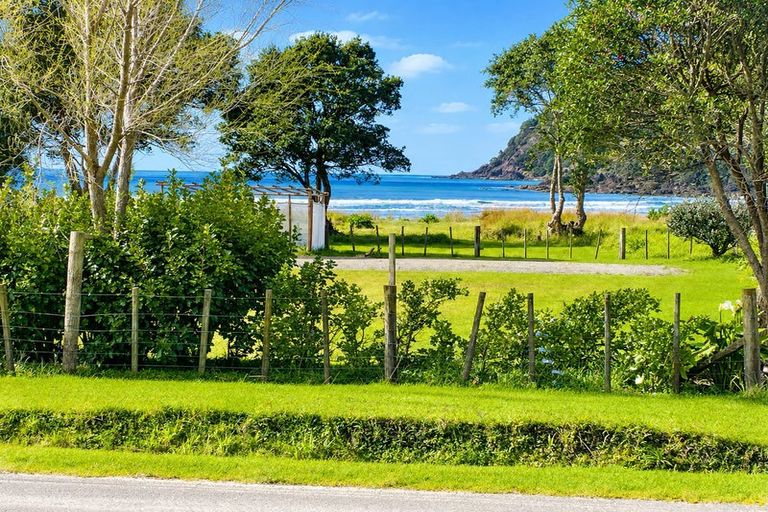 Photo of property in 130 Onepoto Road, Hicks Bay, Tikitiki, 4087