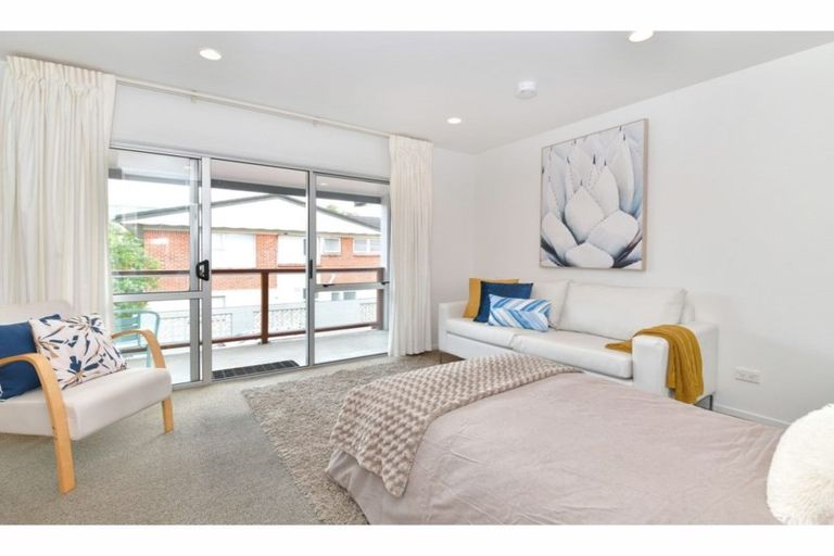 Photo of property in 4/416 Hibiscus Coast Highway, Orewa, 0931