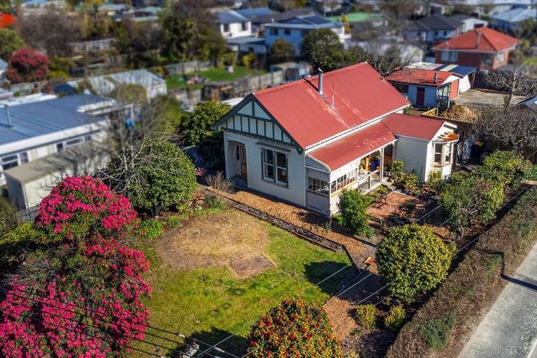 Photo of property in 36 Cuffs Road, Wainoni, Christchurch, 8061