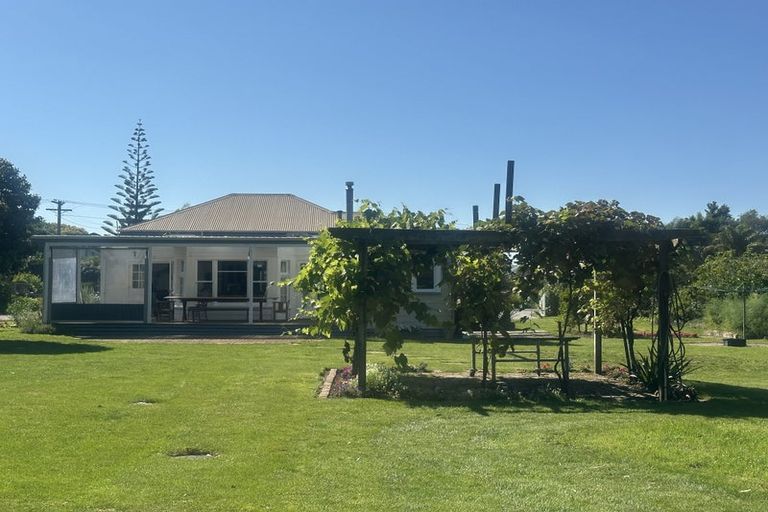 Photo of property in 12 Pine Street, Mangapapa, Gisborne, 4010