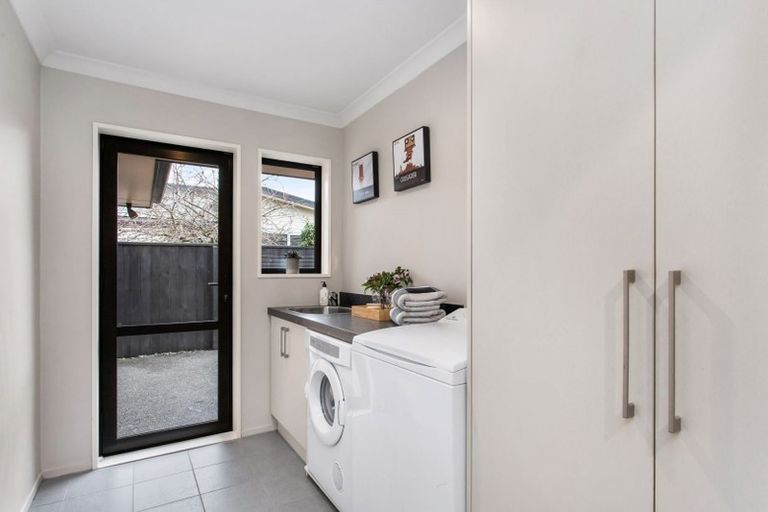 Photo of property in 16 Prebblewood Drive, Prebbleton, 7604