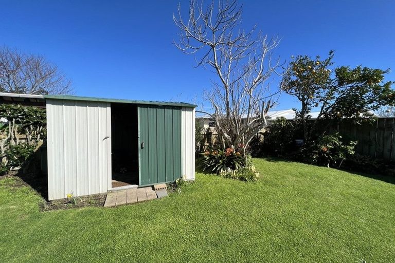 Photo of property in 3 Iwanui Close, Waitara, 4320