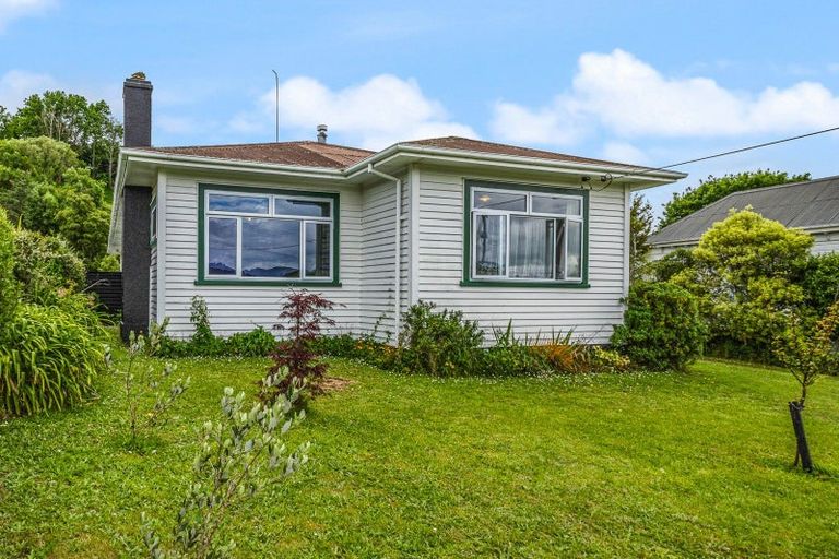 Photo of property in 50 Kiwi Road, Taihape, 4720