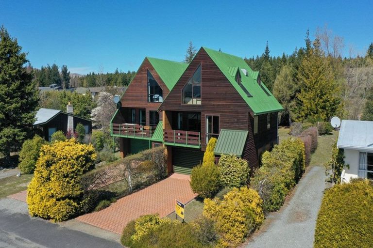 Photo of property in 58a Murray Place, Lake Tekapo, 7999