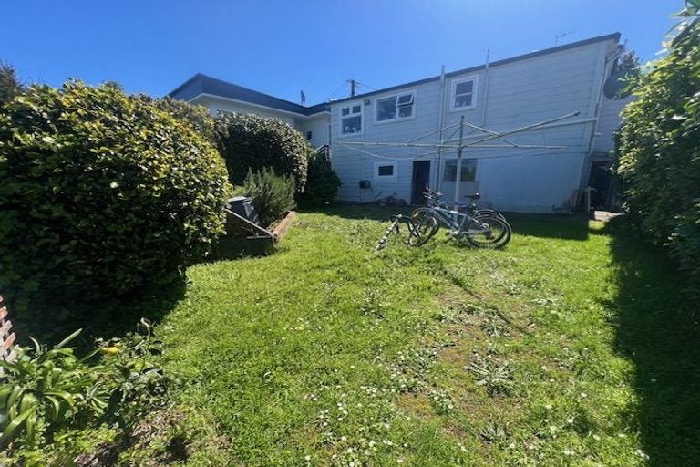 Photo of property in 29 Highbury Road, Highbury, Wellington, 6012