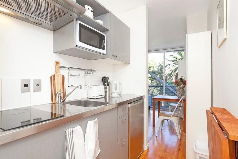 Photo of property in Scotia Tower Apartments, 2f/8 Scotia Place, Auckland Central, Auckland, 1010