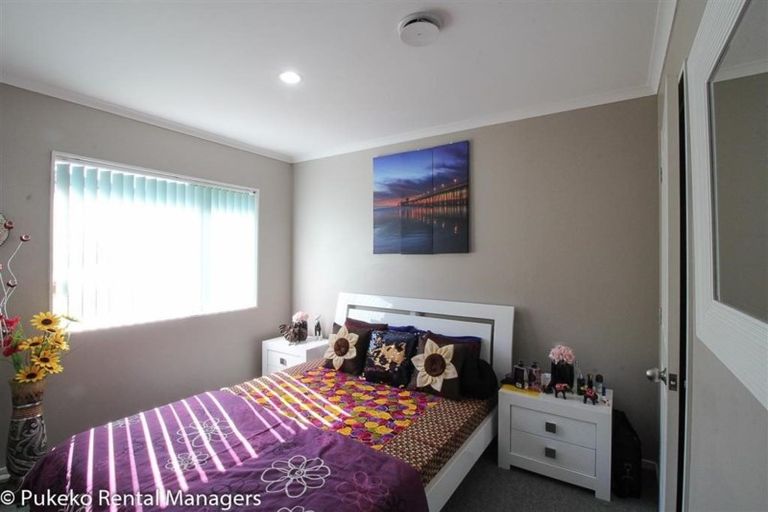 Photo of property in 2 Eloise Place, Clendon Park, Auckland, 2103