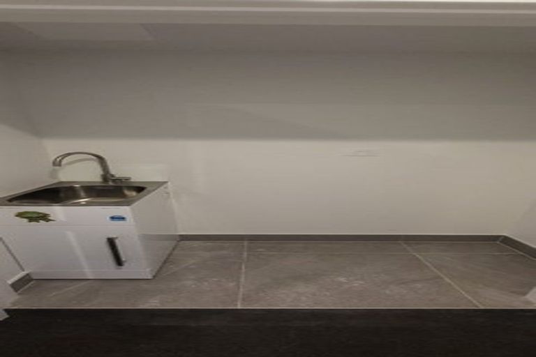 Photo of property in 303/28 Shortfin Place, Flat Bush, Auckland, 2019