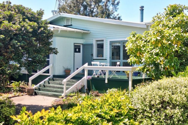 Photo of property in 207 Roberts Avenue, Aramoho, Whanganui, 4584