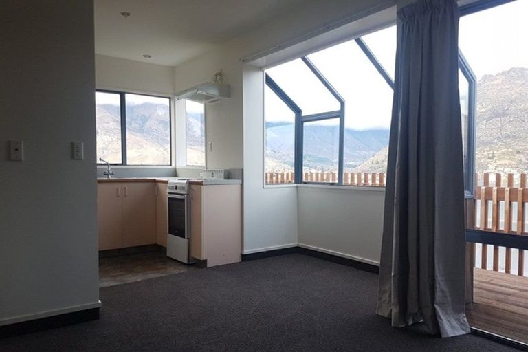 Photo of property in 4b Cresta Lane, Frankton, Queenstown, 9300
