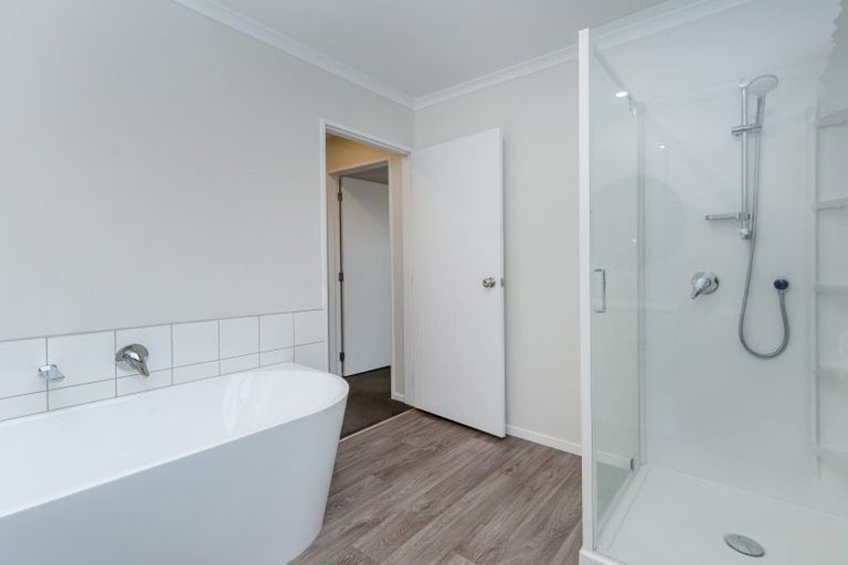 Photo of property in 6 Ataahua Place, Featherston, 5710