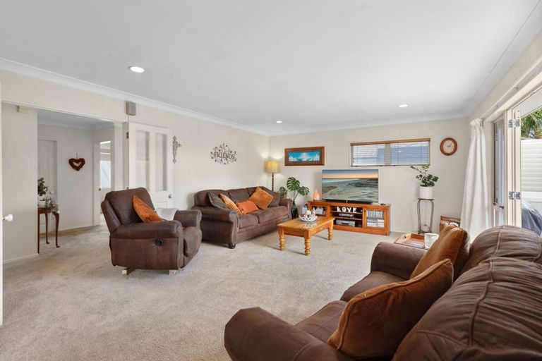 Photo of property in 130a Oceanbeach Road, Mount Maunganui, 3116