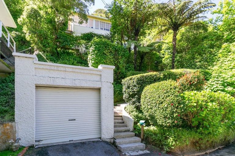 Photo of property in 6 Governor Road, Northland, Wellington, 6012