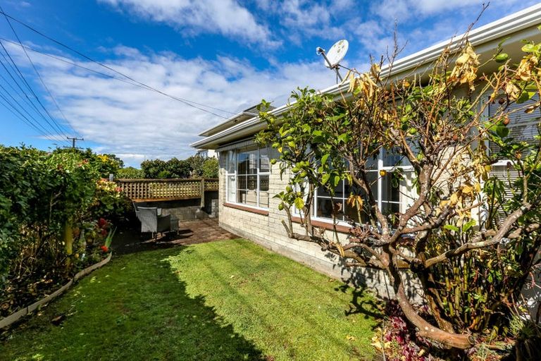 Photo of property in 38b Rimu Street, Strandon, New Plymouth, 4312