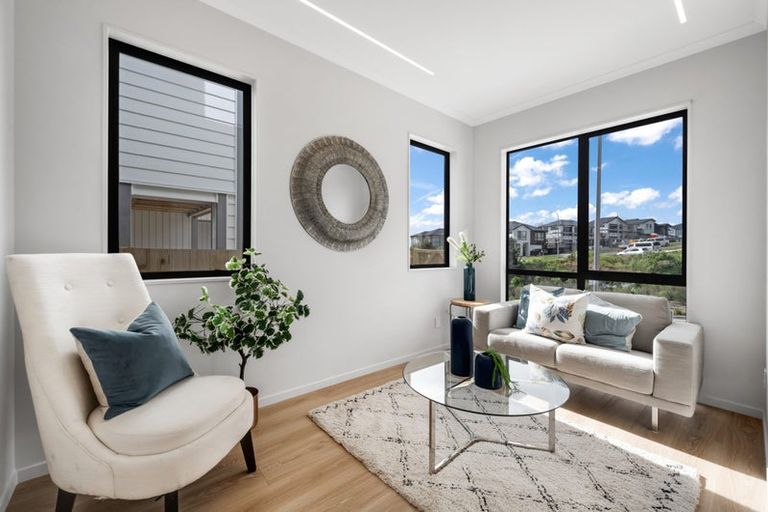 Photo of property in 7 Sagitta Drive, Flat Bush, Auckland, 2019