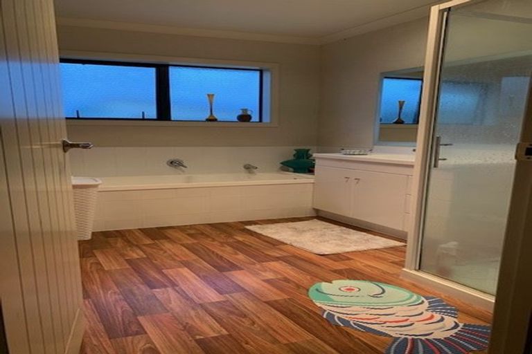 Photo of property in 11 George Street, Bulls, 4818