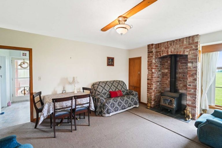 Photo of property in 2476 West Coast Road, Kirwee, Darfield, 7571