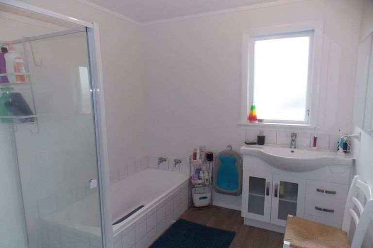 Photo of property in 34 Kelvin Grove Road, Kelvin Grove, Palmerston North, 4414