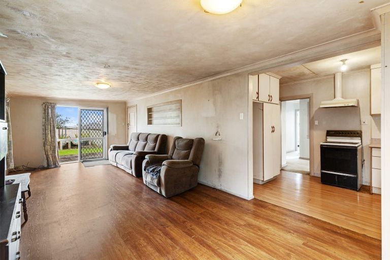 Photo of property in 1 Brick Street, Te Aroha, 3320