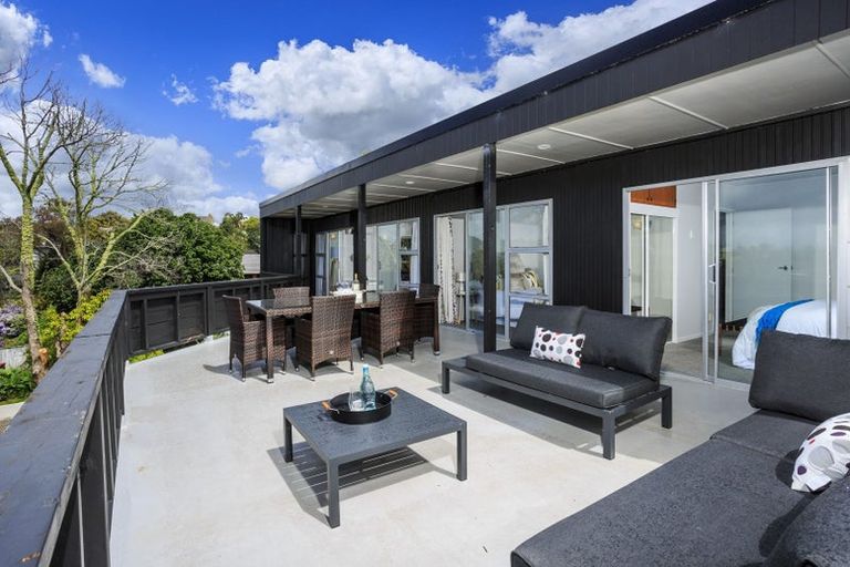 Photo of property in 3 Dunraven Place, Torbay, Auckland, 0630