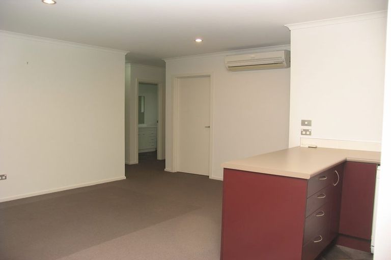 Photo of property in 8 Hector Close, Kingston, Athol, 9793