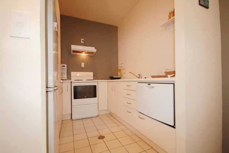Photo of property in 2d/22 Emily Place, Auckland Central, Auckland, 1010