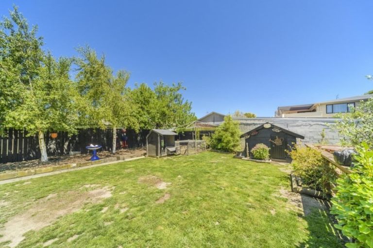 Photo of property in 320 Featherston Street, Palmerston North, 4410