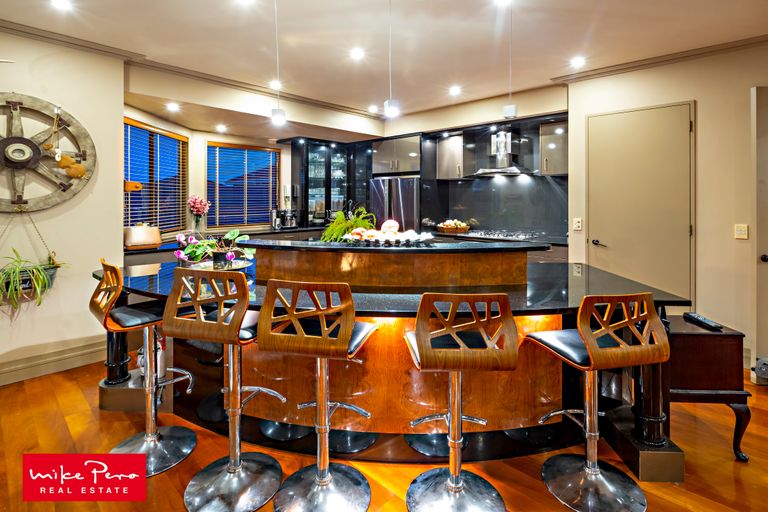 Photo of property in 54 Keywella Drive, Conifer Grove, Takanini, 2112