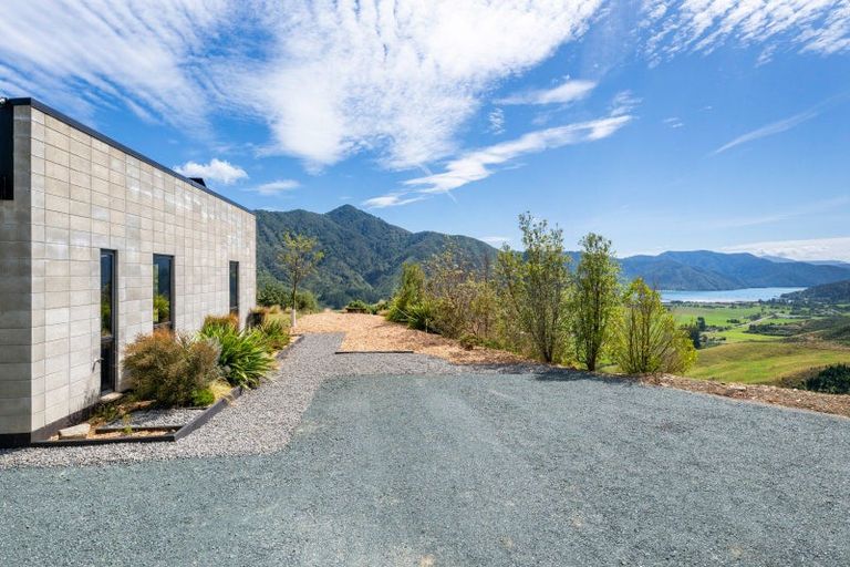 Photo of property in 1424 Queen Charlotte Drive, Linkwater, 7281