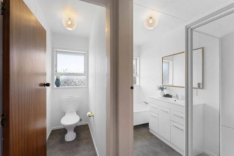 Photo of property in 49 Sylvan Avenue, Waikanae, 5036