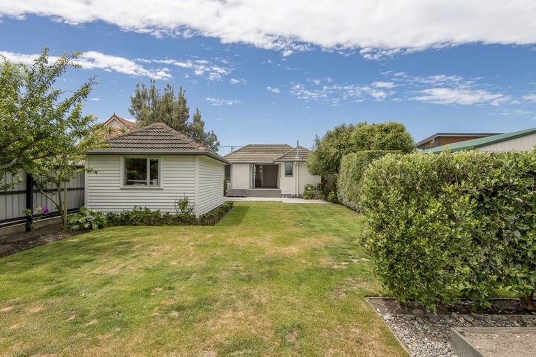 Photo of property in 515 Marine Parade, South New Brighton, Christchurch, 8062