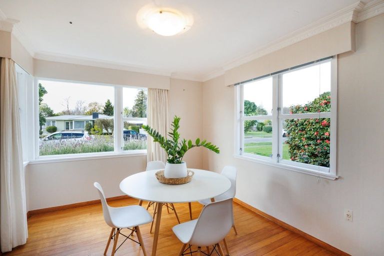 Photo of property in 6 Ruha Street, West End, Palmerston North, 4412