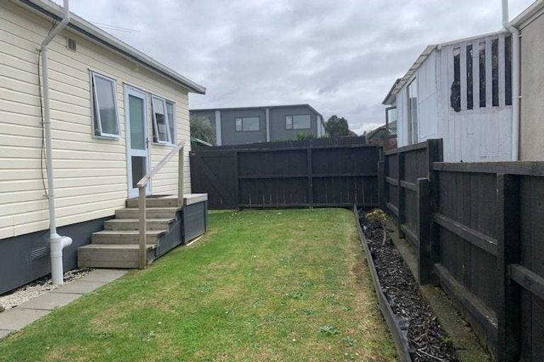 Photo of property in 36 Bowater Place, Manurewa, Auckland, 2102