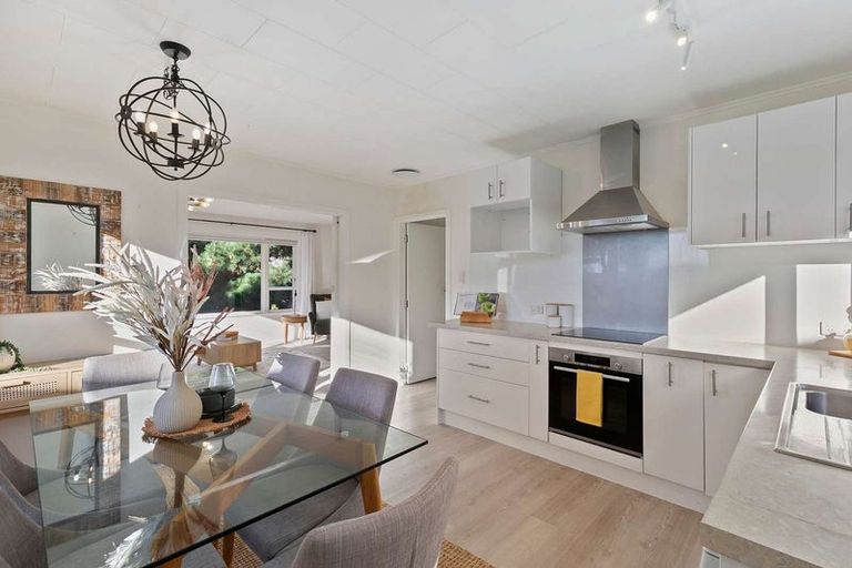 Photo of property in 70 Dominion Park Street, Johnsonville, Wellington, 6037